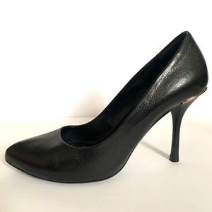 Gucci Black Leather Pumps